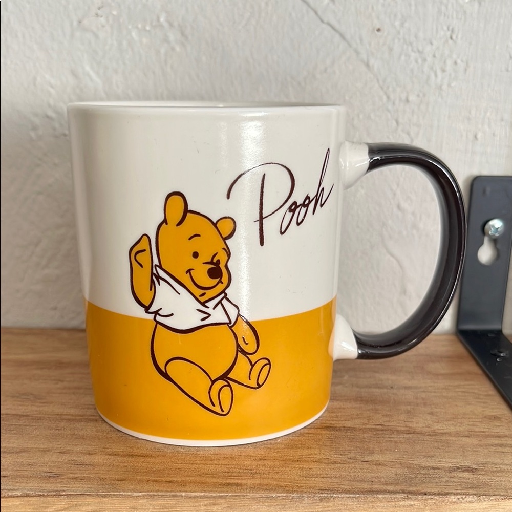 Winnie the Pooh Vintage Mug